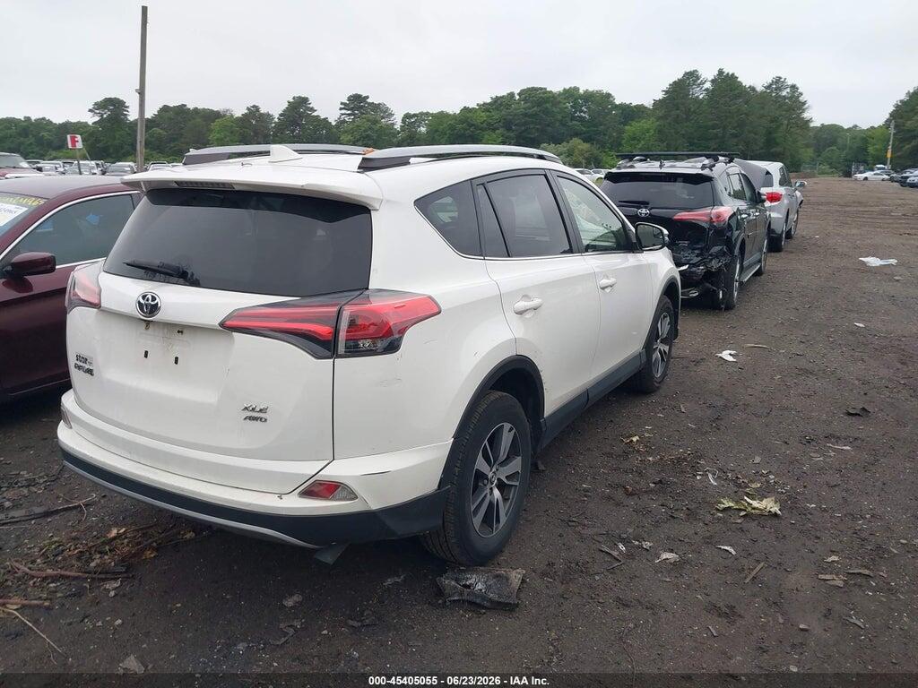 JTMRFREV2HJ143813 2017 TOYOTA RAV4 photo no. 4