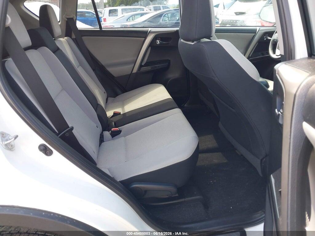 2T3RFREV9JW795108 2018 TOYOTA RAV4 photo no. 8