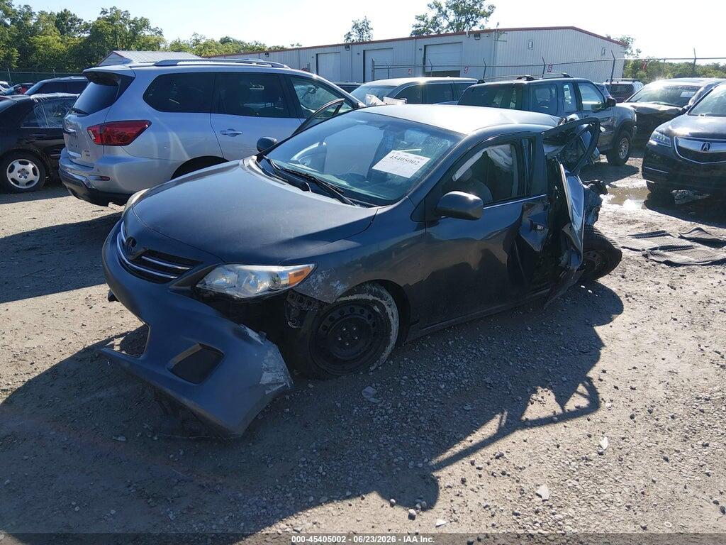 2T1BU4EE5DC126214 2013 TOYOTA COROLLA photo no. 2