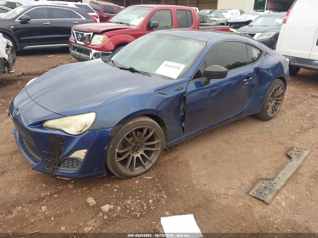 JF1ZNAA12D2720809 2013 SCION FR-S photo no. 2