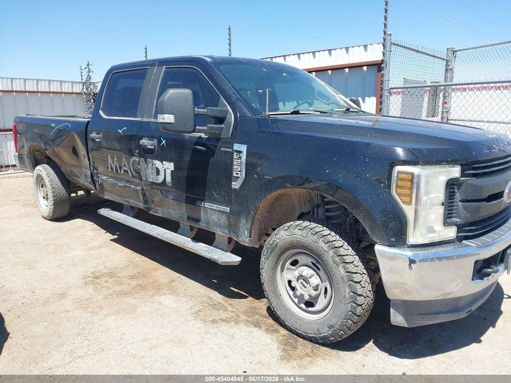 1FT7W2BT9JEB35255 2018 FORD F-250 photo no. 1