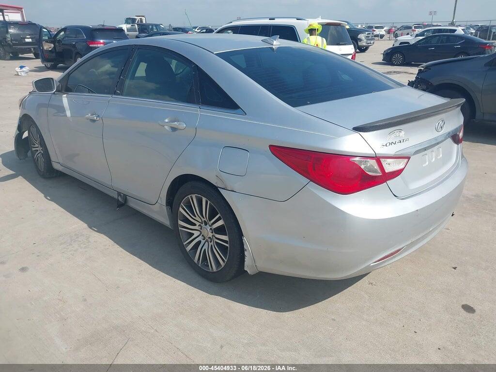 5NPEB4AC3DH721261 2013 HYUNDAI SONATA photo no. 3
