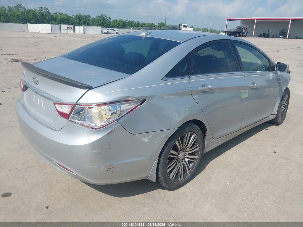5NPEB4AC3DH721261 2013 HYUNDAI SONATA photo no. 4