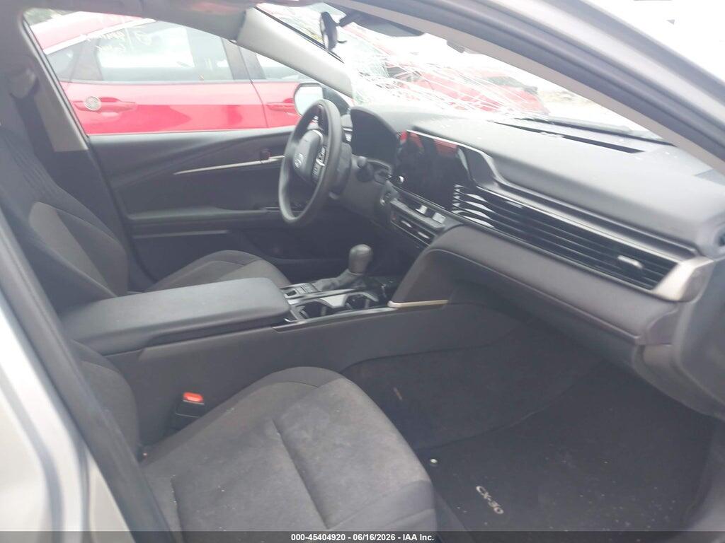 4T1DAACK2SU005287 2025 TOYOTA CAMRY photo no. 5