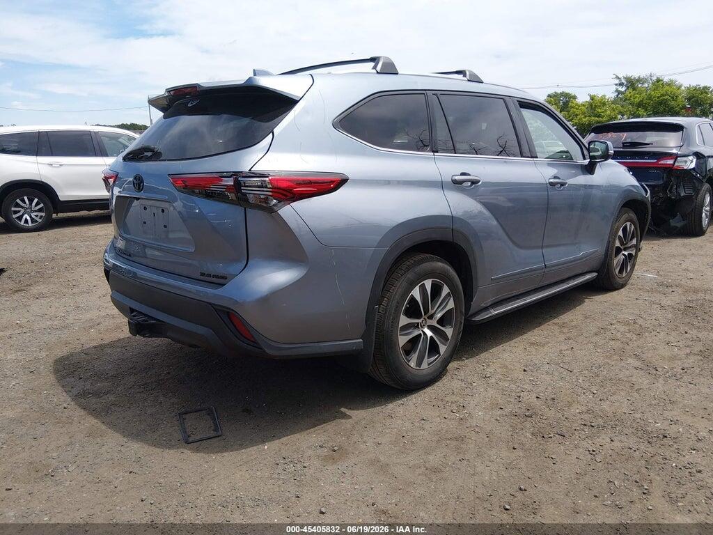 5TDGZRBH5MS139796 2021 TOYOTA HIGHLANDER photo no. 4