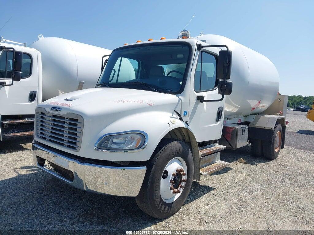 4UZAEDE33HCJA2104 2017 FREIGHTLINER S2G photo no. 2
