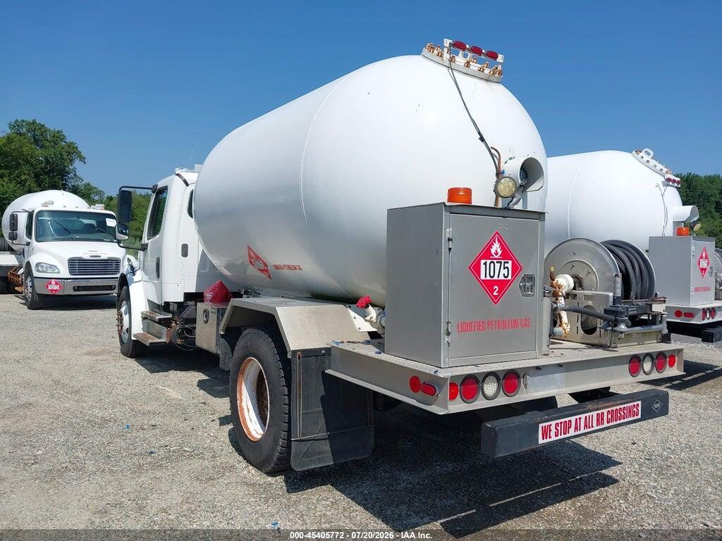 4UZAEDE33HCJA2104 2017 FREIGHTLINER S2G photo no. 3