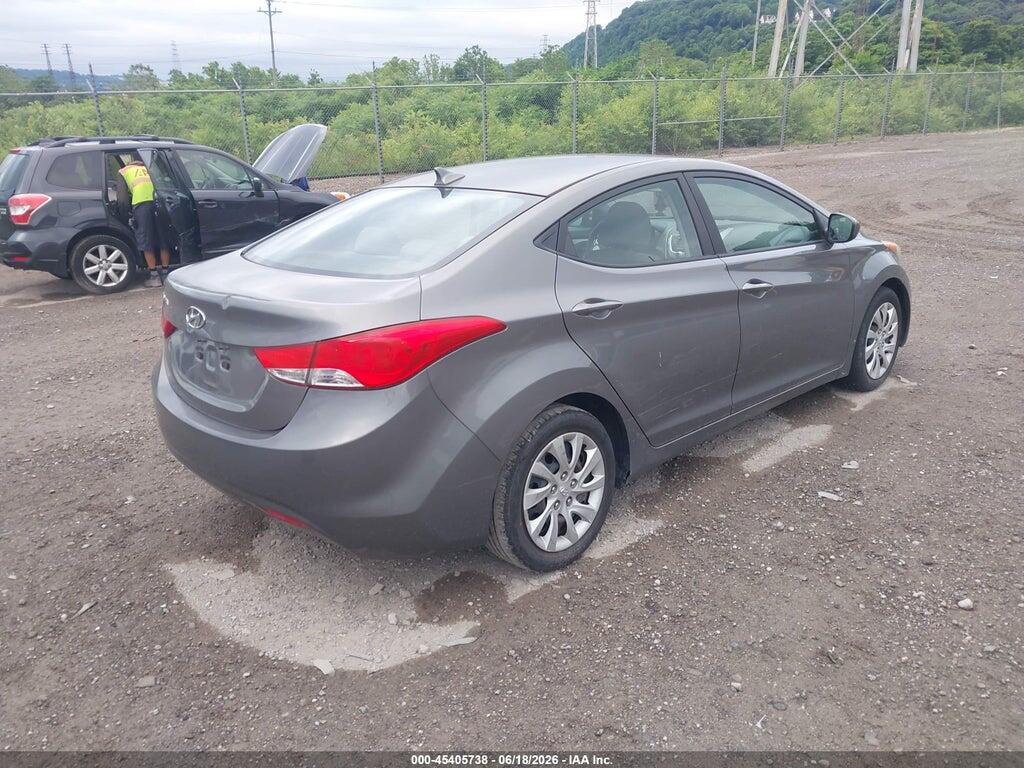 5NPDH4AE7CH137875 2012 HYUNDAI ELANTRA photo no. 4
