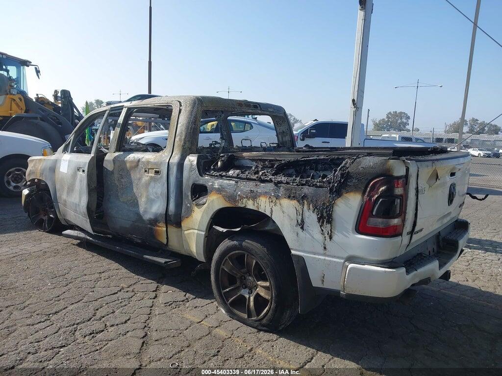 1C6SRFLT7KN830365 2019 RAM 1500 photo no. 3