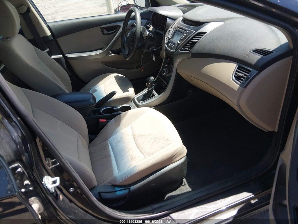 5NPDH4AE0GH769543 2016 HYUNDAI ELANTRA photo no. 5