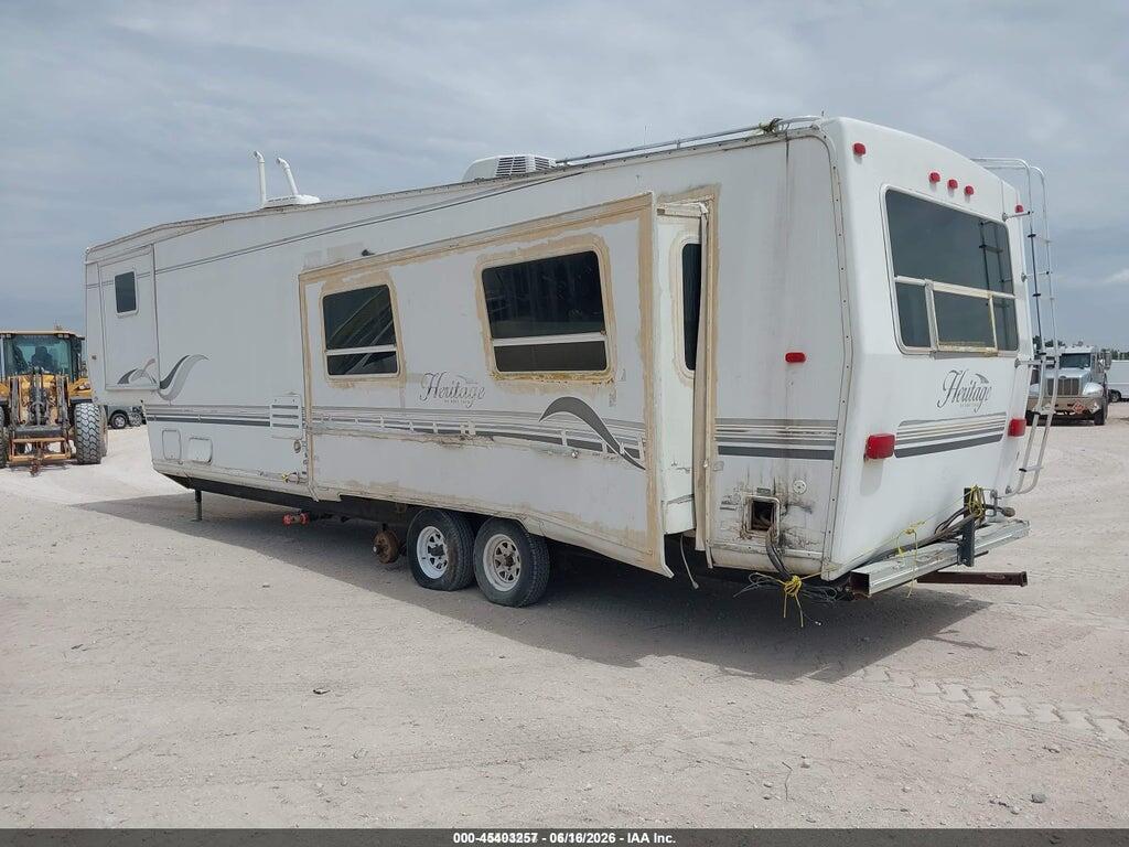 10FCA03T041014737 2004 FRANKLIN HERITAGE 406-3RLR photo no. 3