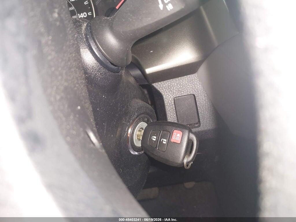 2T3BFREV2DW016802 2013 TOYOTA RAV4 photo no. 11