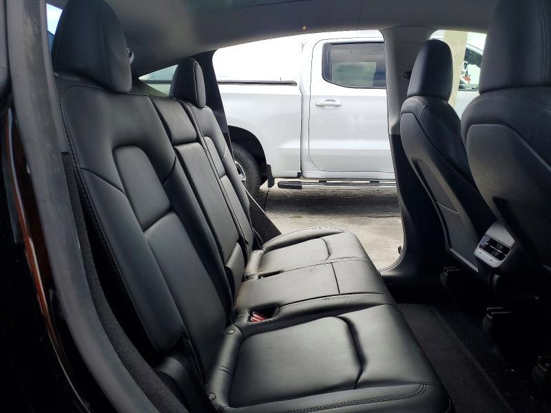 7SAYGDEE4RA216247 2024 TESLA MODEL Y photo no. 10