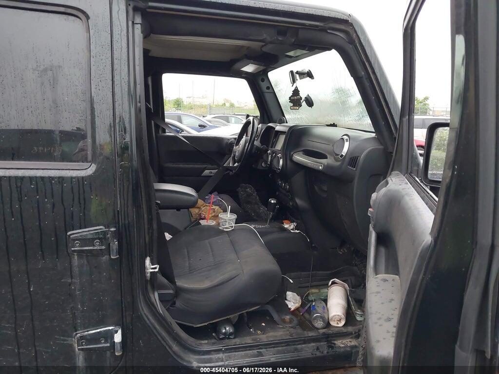 1C4BJWEGXCL229495 2012 JEEP WRANGLER UNLIMITED photo no. 5