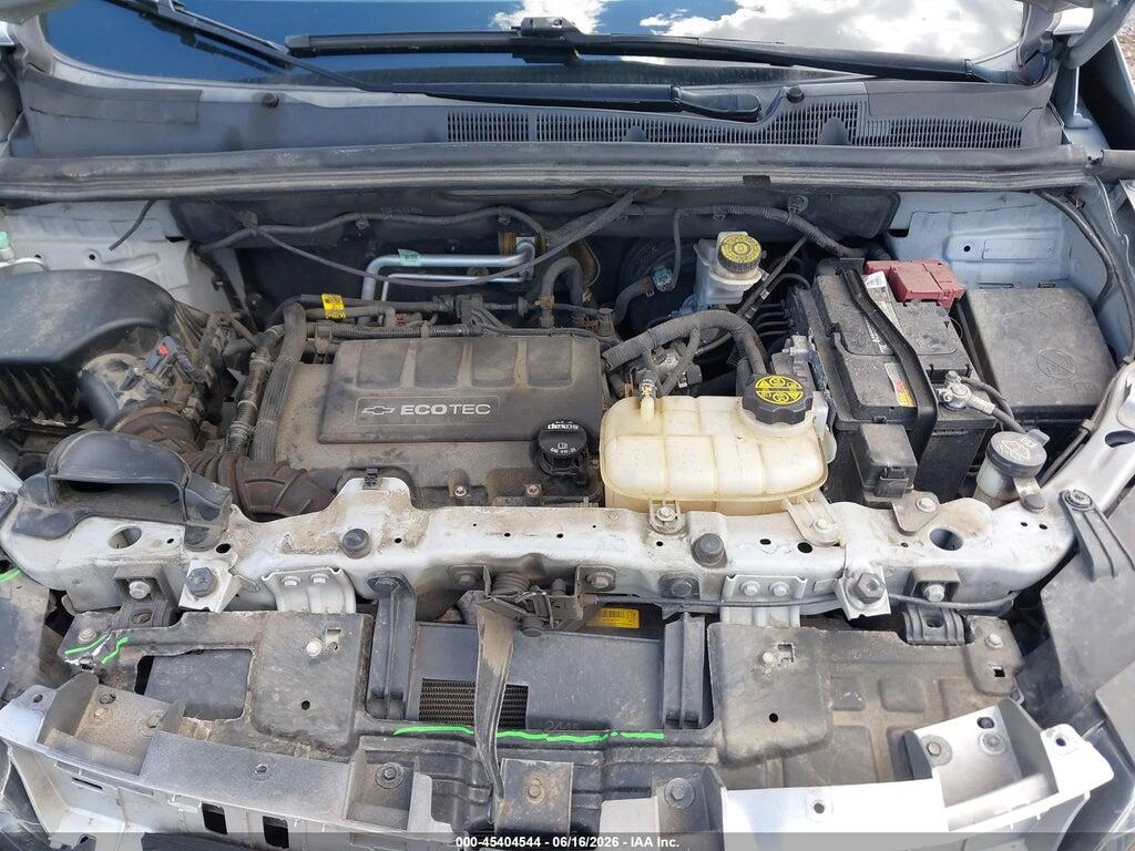 KL7CJKSB8JB647866 2018 CHEVROLET TRAX photo no. 10