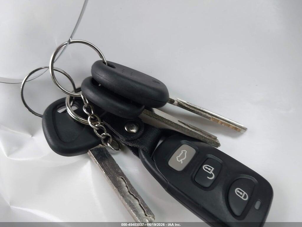 5NPD74LF7KH489863 2019 HYUNDAI ELANTRA photo no. 11