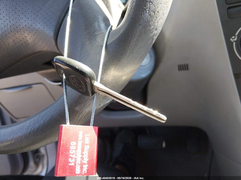 1NXBR38E14Z263687 2004 TOYOTA COROLLA photo no. 11