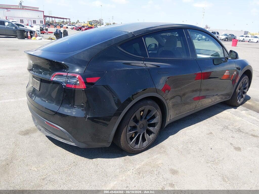 7SAYGDED3RF025168 2024 TESLA MODEL Y photo no. 4