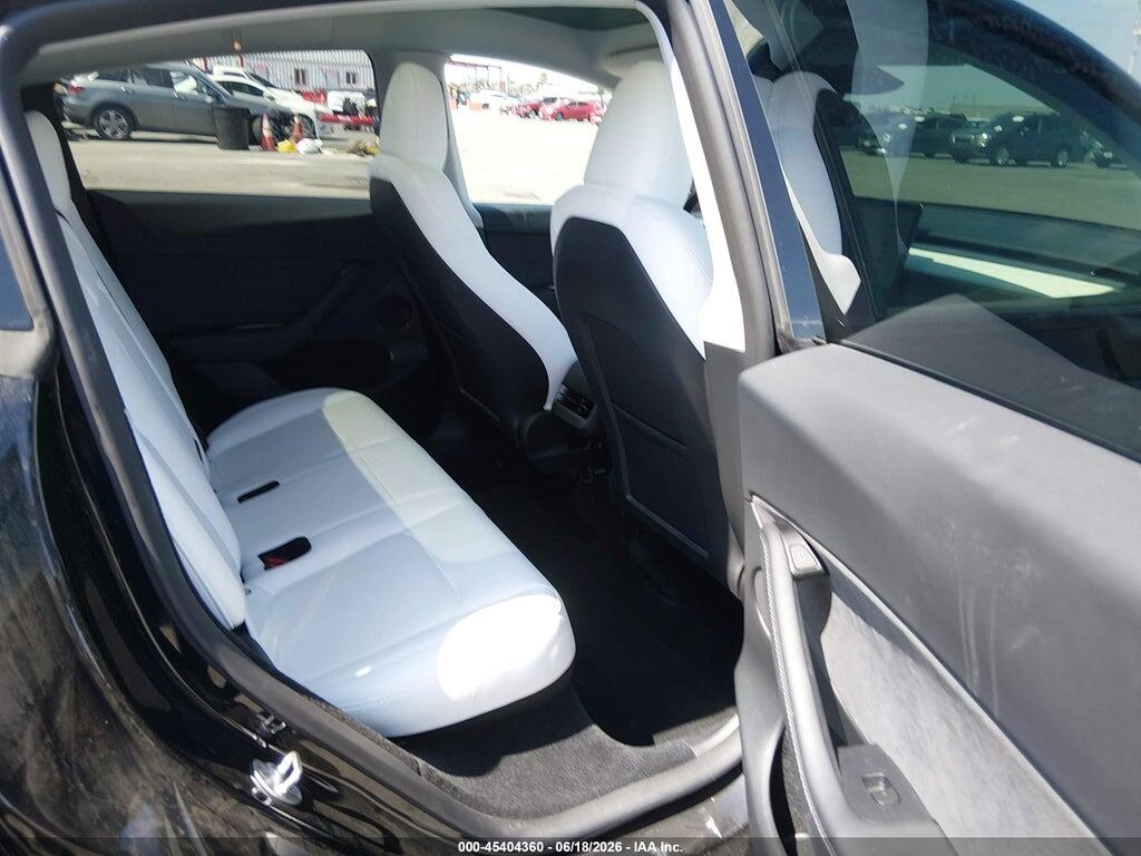 7SAYGDED3RF025168 2024 TESLA MODEL Y photo no. 8