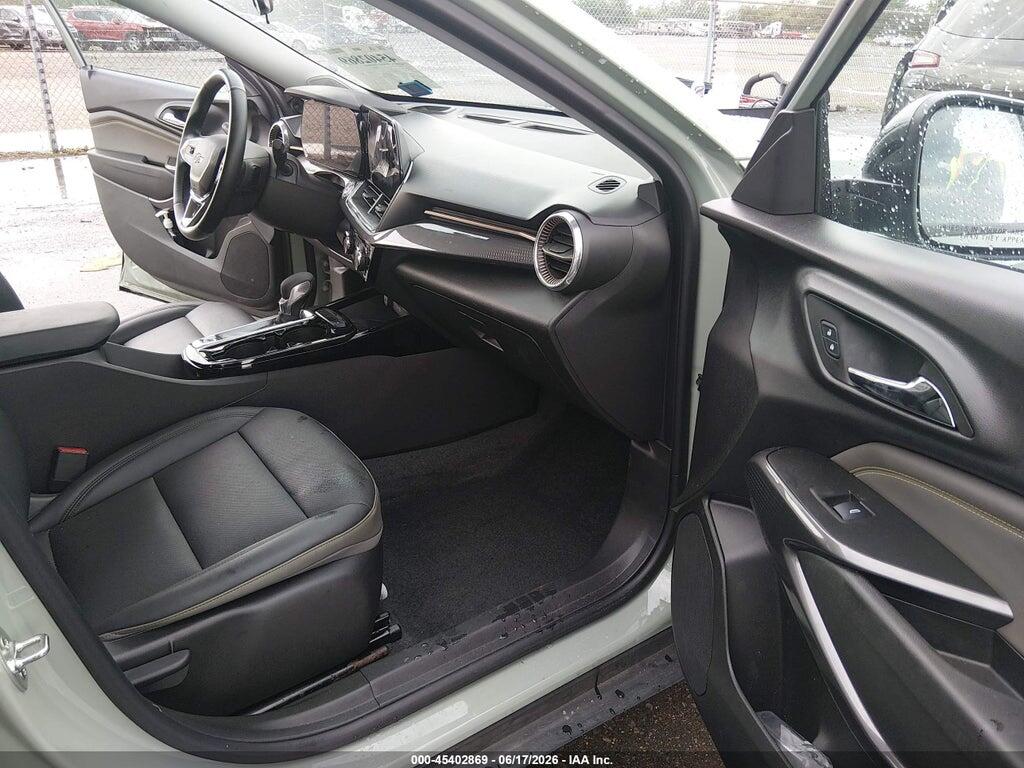 KL77LKEP5SC043027 2025 CHEVROLET TRAX photo no. 5