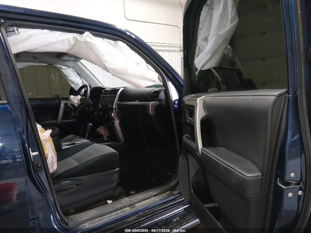 JTEBU5JR4L5801279 2020 TOYOTA 4RUNNER photo no. 5