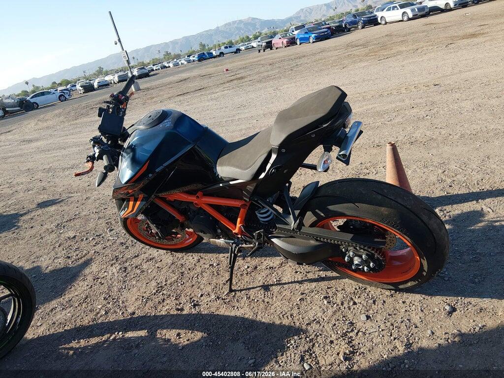 VBKV39405PM971105 2023 KTM 1290 photo no. 3