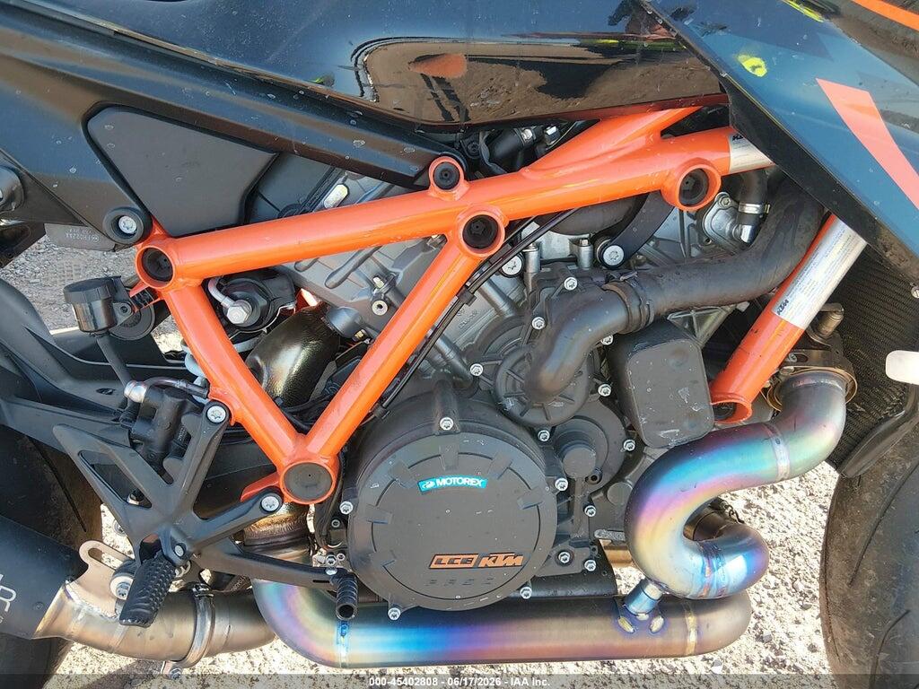 VBKV39405PM971105 2023 KTM 1290 photo no. 8