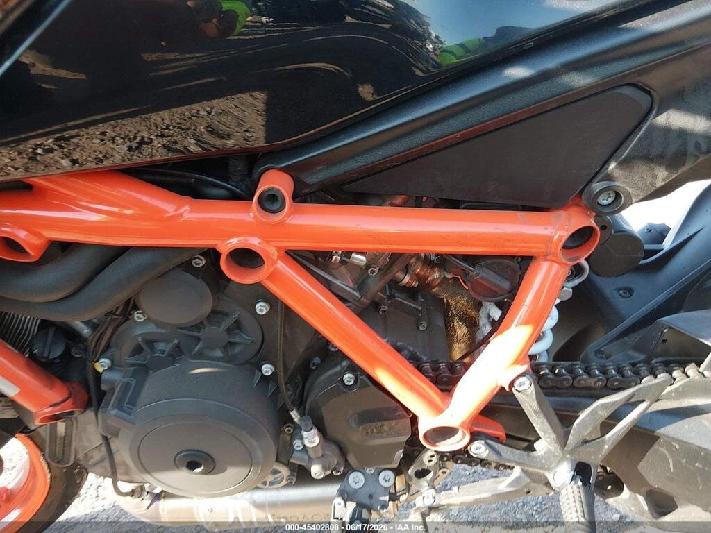 VBKV39405PM971105 2023 KTM 1290 photo no. 9