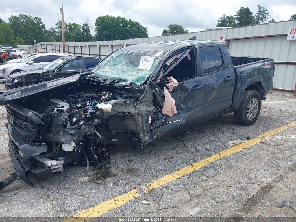 3TYLB5JN7RT052089 2024 TOYOTA TACOMA photo no. 2