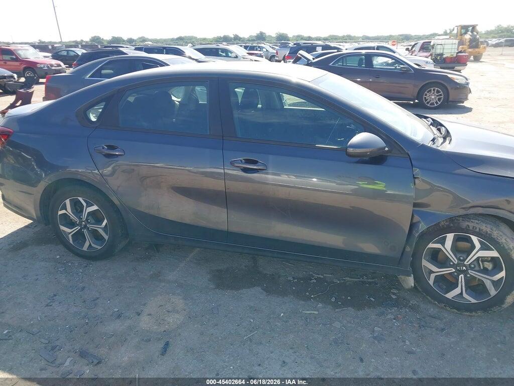 3KPF24AD2ME381182 2021 KIA FORTE photo no. 12