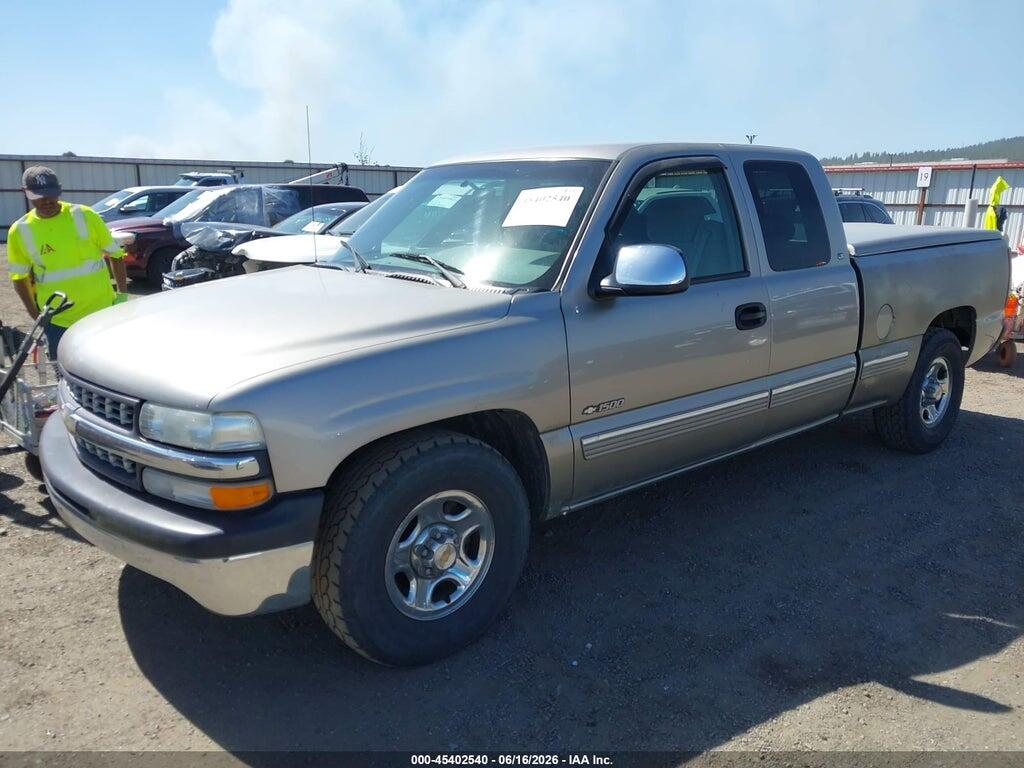 2GCEC19V1Y1241793 2000 CHEVROLET SILVERADO 1500 photo no. 2