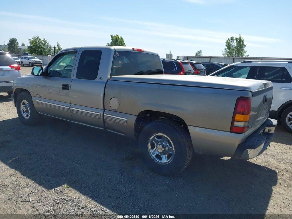 2GCEC19V1Y1241793 2000 CHEVROLET SILVERADO 1500 photo no. 3
