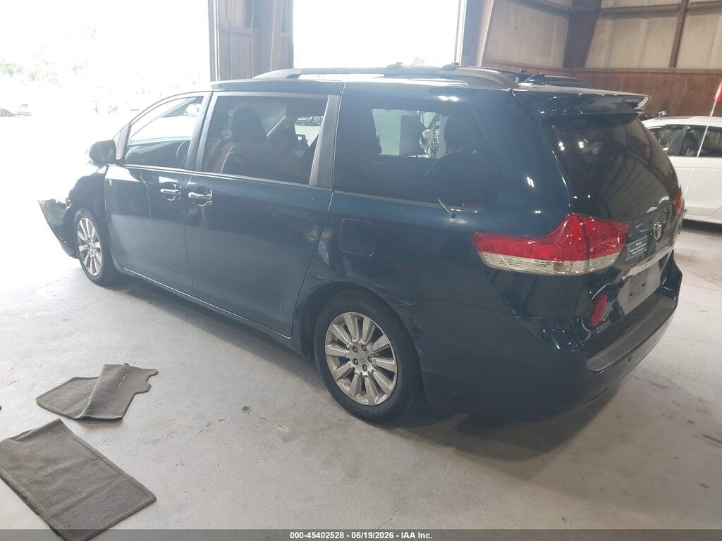 5TDYK3DC6BS041378 2011 TOYOTA SIENNA photo no. 3