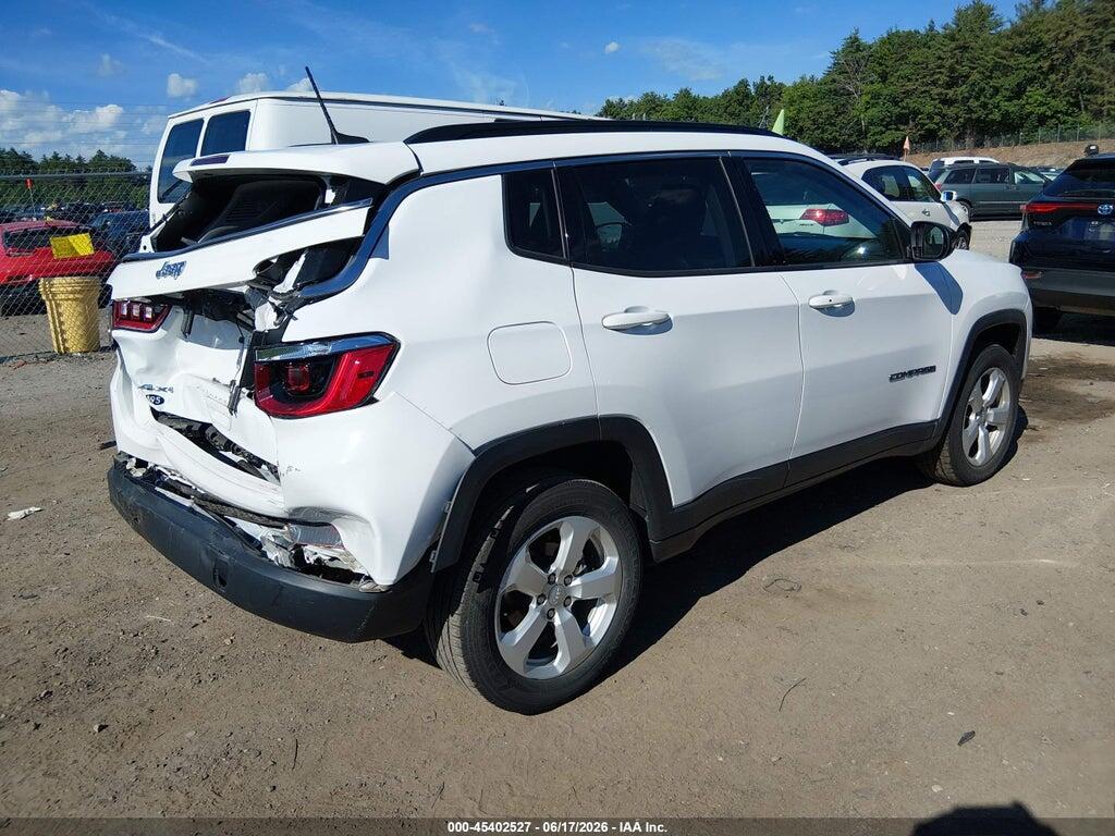 3C4NJDBBXNT132668 2022 JEEP COMPASS photo no. 4