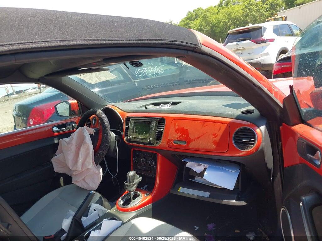 3VW5DAATXJM506830 2018 VOLKSWAGEN BEETLE photo no. 5