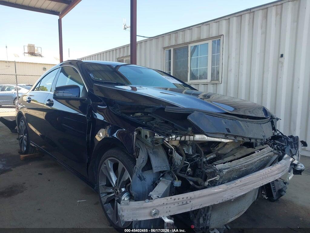 WDDSJ4EB8JN690629 2018 MERCEDES-BENZ CLA 250 photo no. 1