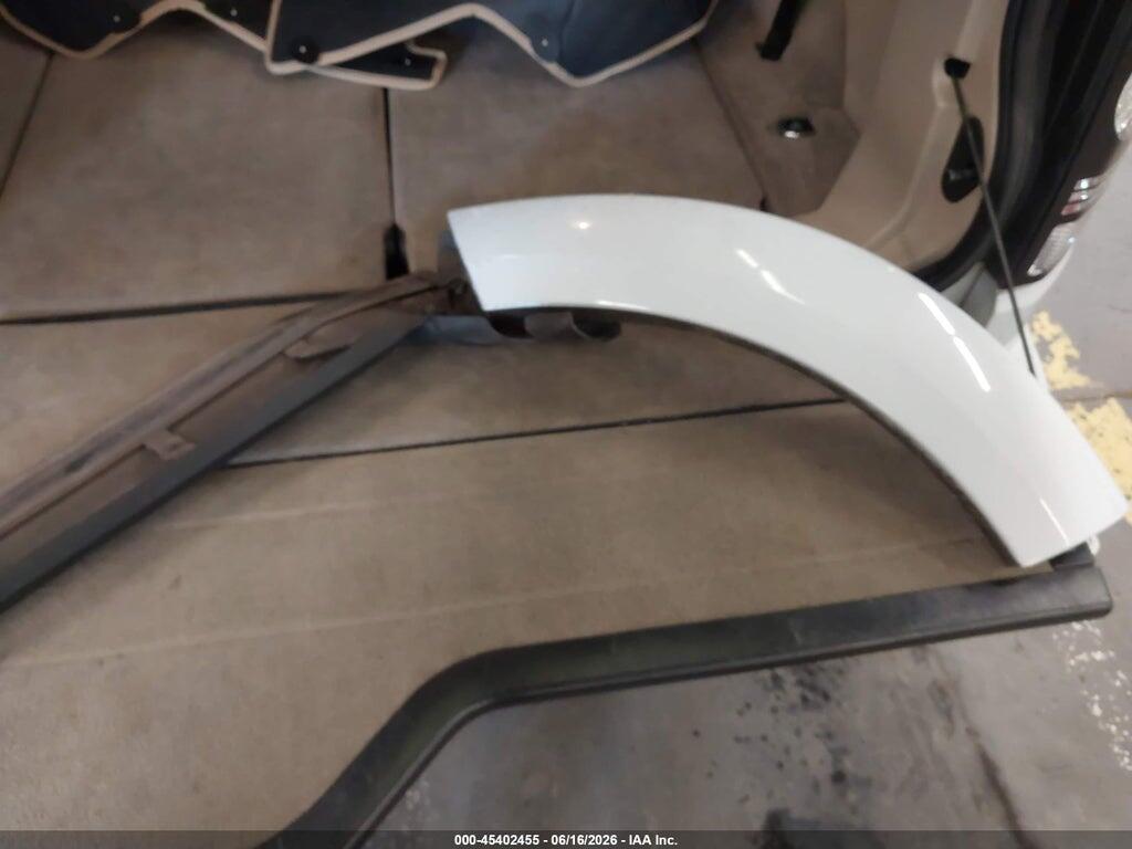 SALAK2V61GA810659 2016 LAND ROVER LR4 photo no. 12