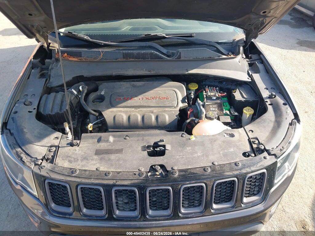 3C4NJDDB0JT199223 2018 JEEP COMPASS photo no. 10