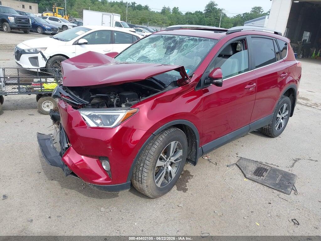 2T3RFREVXJW833929 2018 TOYOTA RAV4 photo no. 2