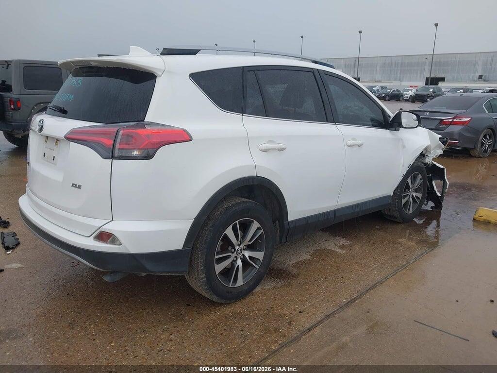 JTMWFREV1HJ715599 2017 TOYOTA RAV4 photo no. 4