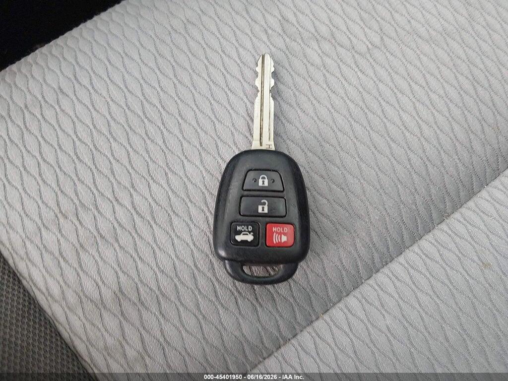 2T1BURHEXJC989840 2018 TOYOTA COROLLA photo no. 11
