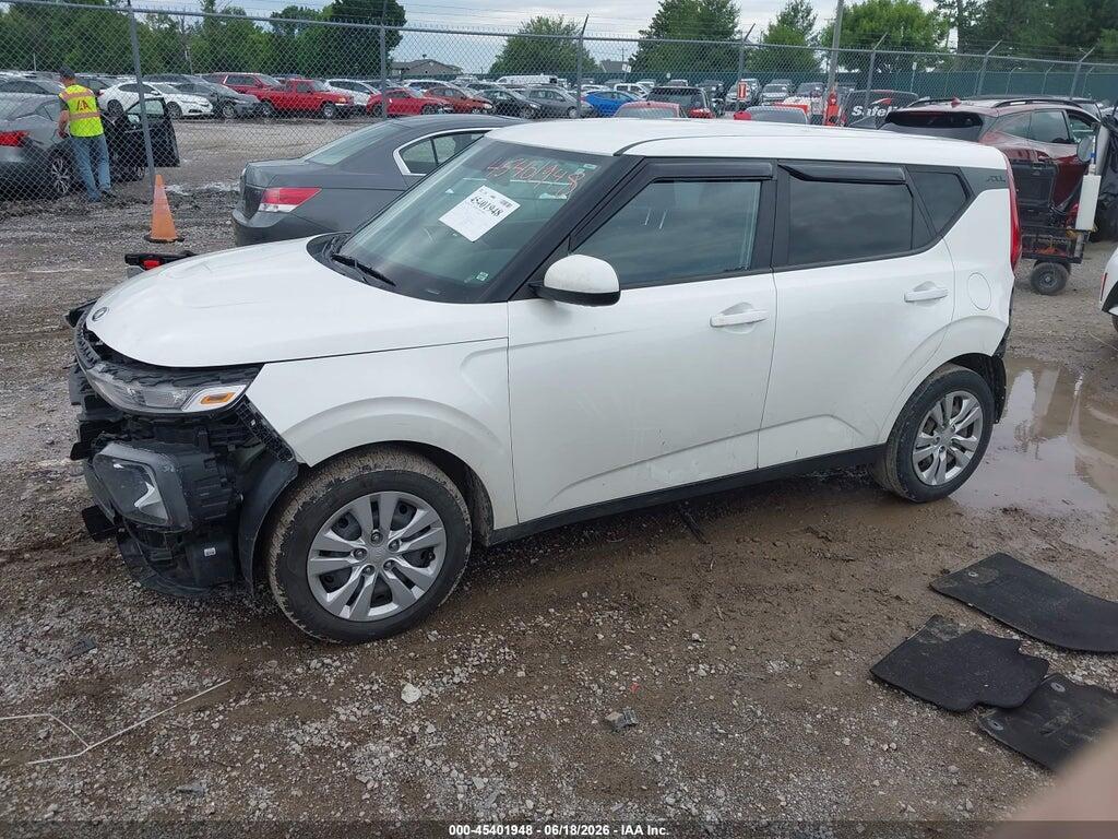 KNDJ23AUXL7732309 2020 KIA SOUL photo no. 2