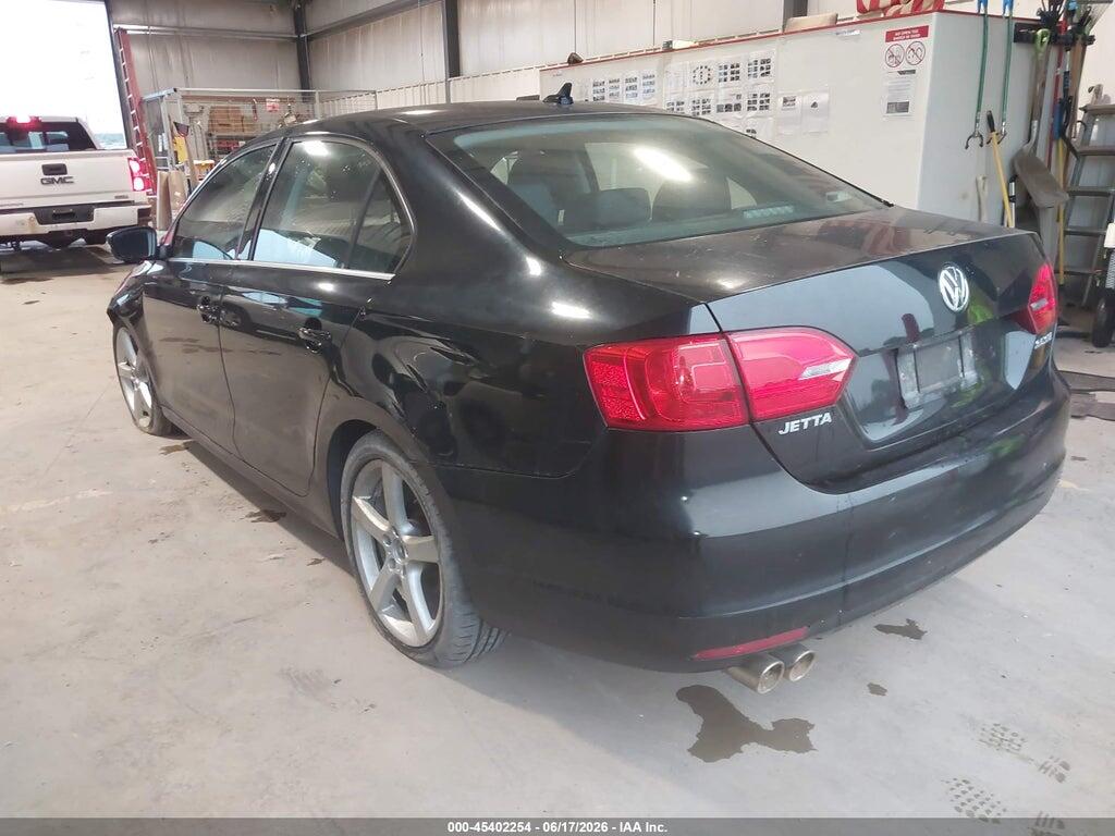 3VWLX7AJ7BM349727 2011 VOLKSWAGEN JETTA photo no. 3