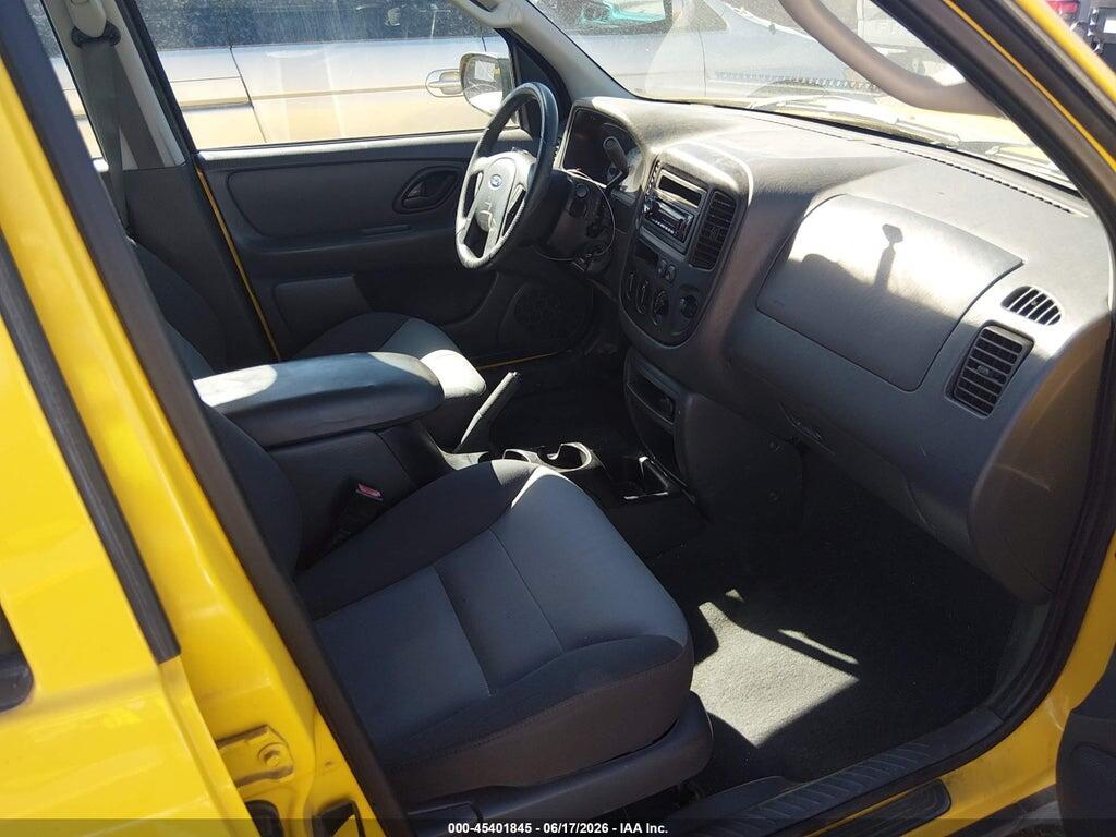 1FMCU02123KD98761 2003 FORD ESCAPE photo no. 5