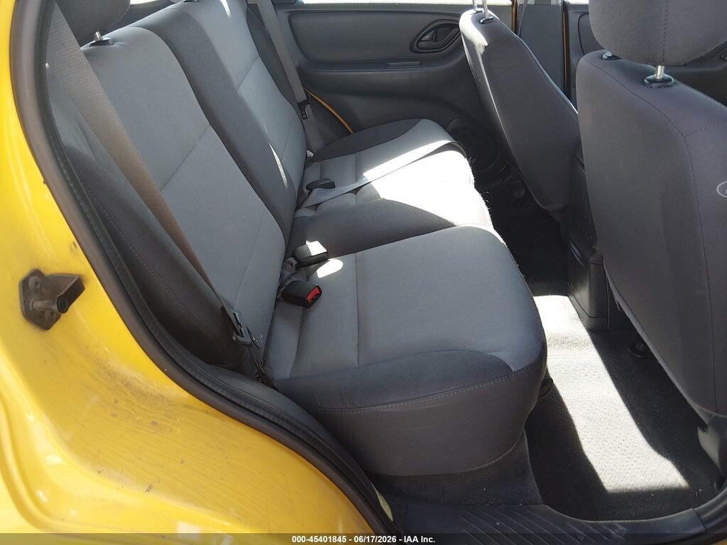 1FMCU02123KD98761 2003 FORD ESCAPE photo no. 8