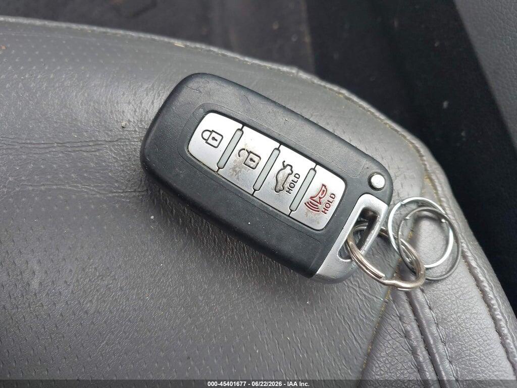 5NPEC4AC3BH302854 2011 HYUNDAI SONATA photo no. 11