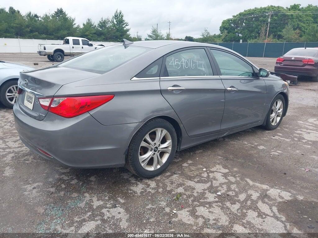 5NPEC4AC3BH302854 2011 HYUNDAI SONATA photo no. 4