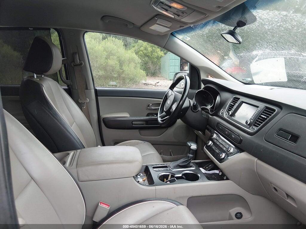 KNDMB5C10M6671071 2021 KIA SEDONA photo no. 5