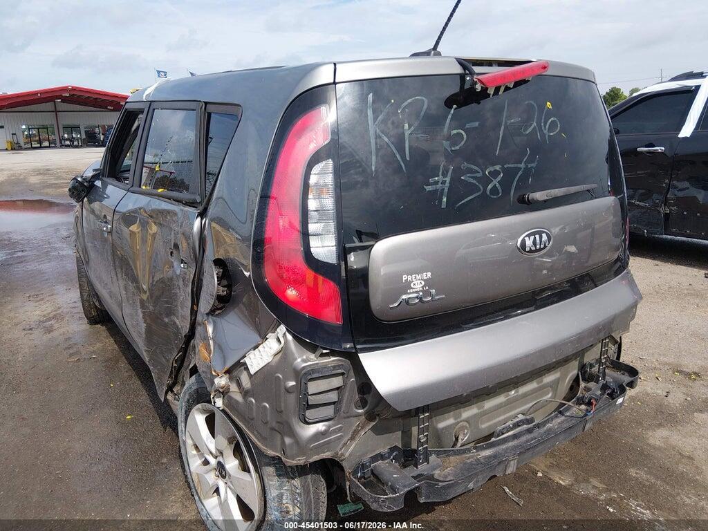KNDJN2A29J7543874 2018 KIA SOUL photo no. 3