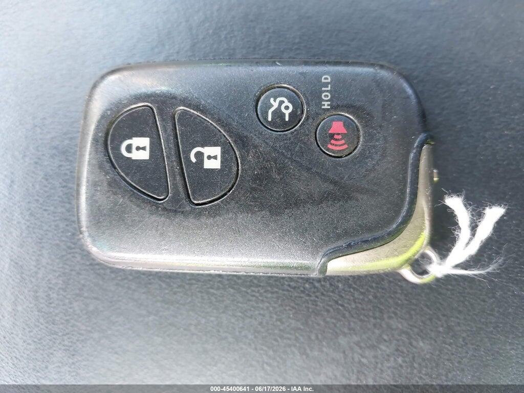 JTHCF5C20A2032697 2010 LEXUS IS 250 photo no. 11